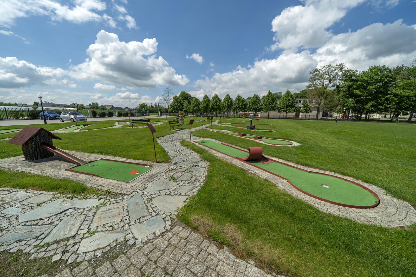 Mini Golf Dworek Komorno